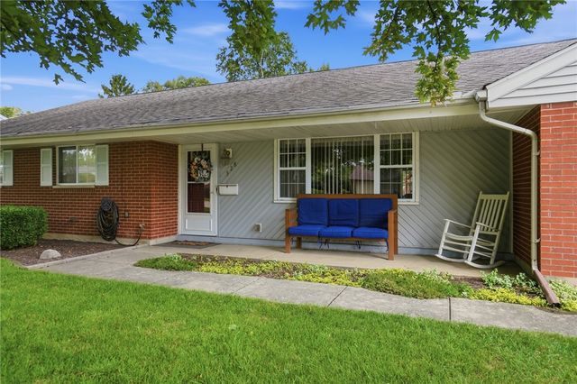 328 Beckenham Road, Englewood, OH 45322