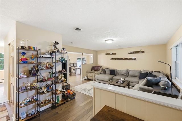 328 Beckenham Road, Englewood, OH 45322