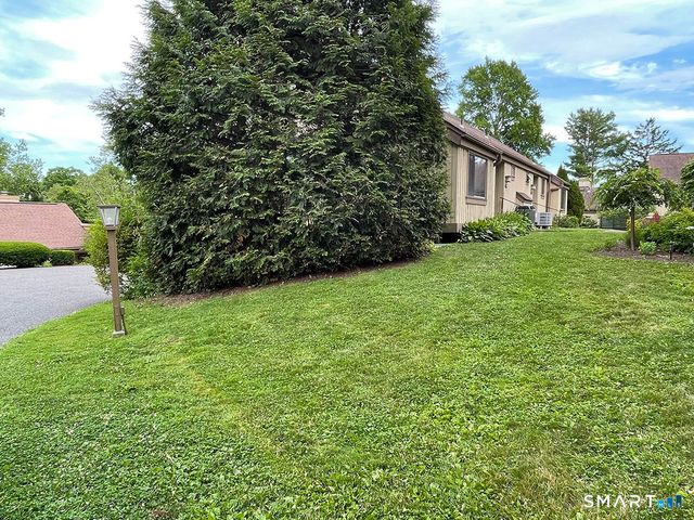 184 Heritage Village A, Southbury, CT 06488