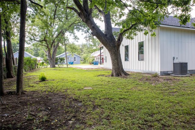 506 N Monroe, Kaufman, TX 75142