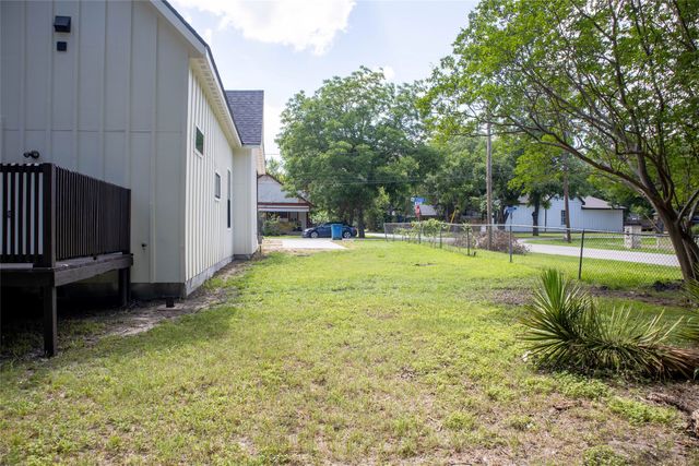506 N Monroe, Kaufman, TX 75142