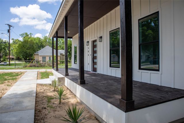 506 N Monroe, Kaufman, TX 75142