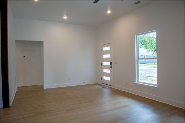 506 N Monroe, Kaufman, TX 75142