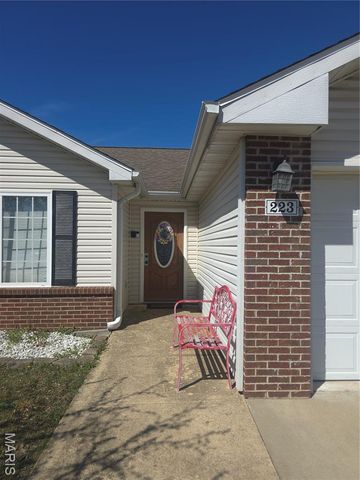 223 Settlers Pass, Waynesville, MO 65583