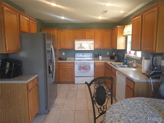 223 Settlers Pass, Waynesville, MO 65583