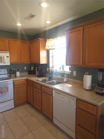 223 Settlers Pass, Waynesville, MO 65583