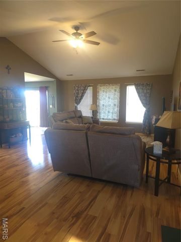 223 Settlers Pass, Waynesville, MO 65583