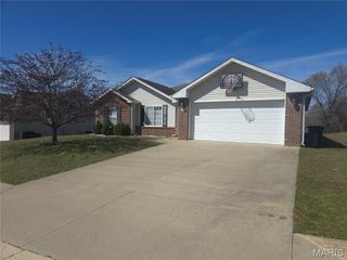 223 Settlers Pass, Waynesville, MO 65583