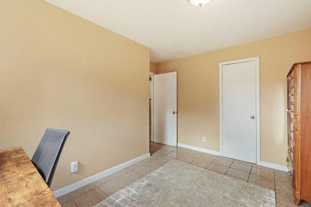 18 W Vine St, Lodi, CA 95240