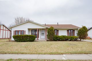 967 Grissom Trail, Elk Grove Village, IL 60007