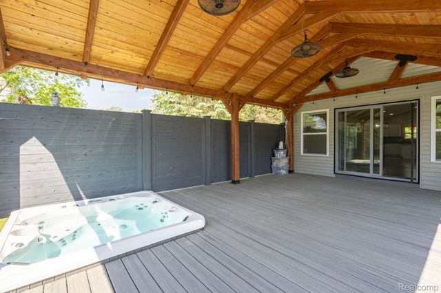 4610 Clyde Road, Oceola Township, MI 48855