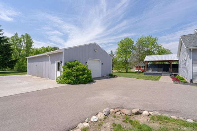 4610 Clyde Road, Oceola Township, MI 48855