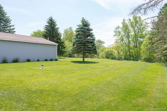 4610 Clyde Road, Oceola Township, MI 48855