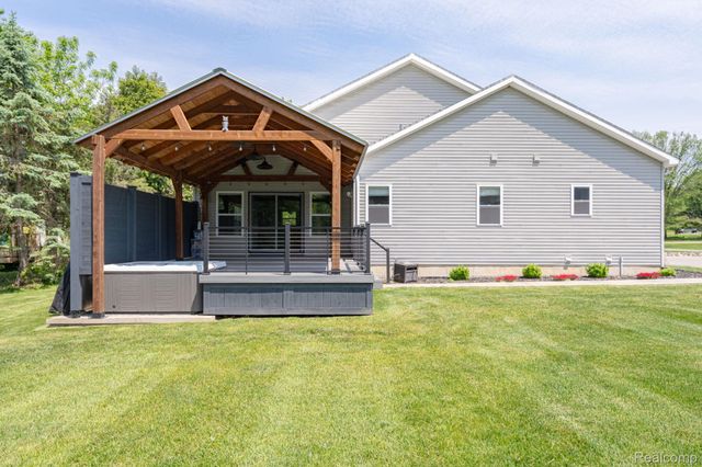 4610 Clyde Road, Oceola Township, MI 48855