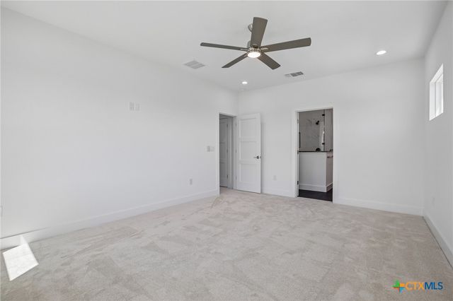 1301 Low Branch Lane 9, Leander, TX 78641
