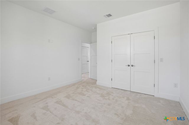 1301 Low Branch Lane 9, Leander, TX 78641