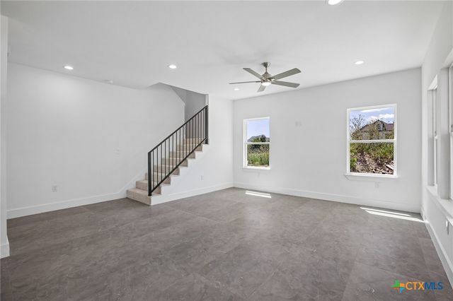 1301 Low Branch Lane 9, Leander, TX 78641