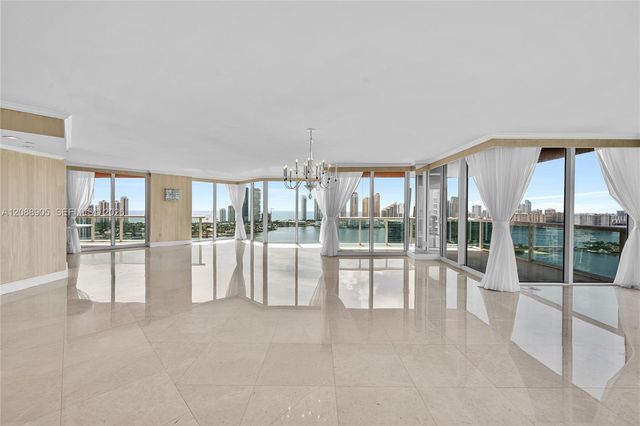 3370 Hidden Bay Drive 2813, Aventura, FL 33180