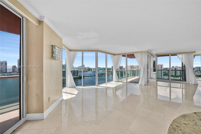 3370 Hidden Bay Drive 2813, Aventura, FL 33180