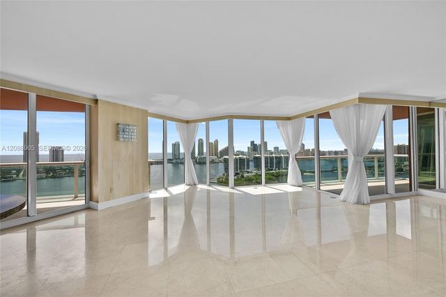 3370 Hidden Bay Drive 2813, Aventura, FL 33180
