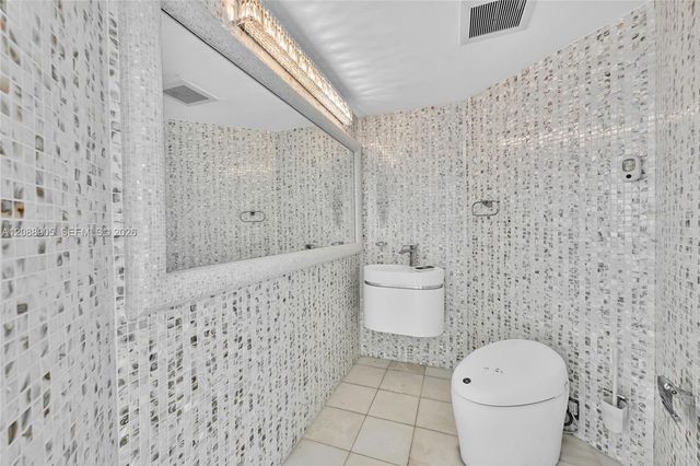 3370 Hidden Bay Drive 2813, Aventura, FL 33180