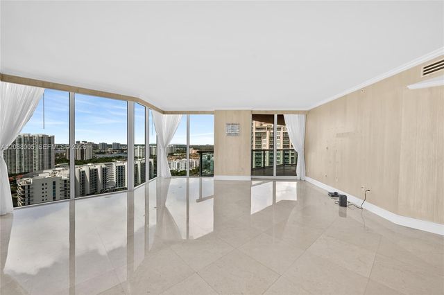 3370 Hidden Bay Drive 2813, Aventura, FL 33180