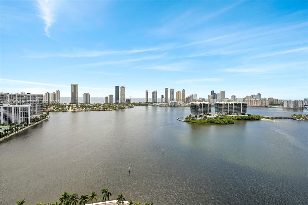 3370 Hidden Bay Drive 2813, Aventura, FL 33180