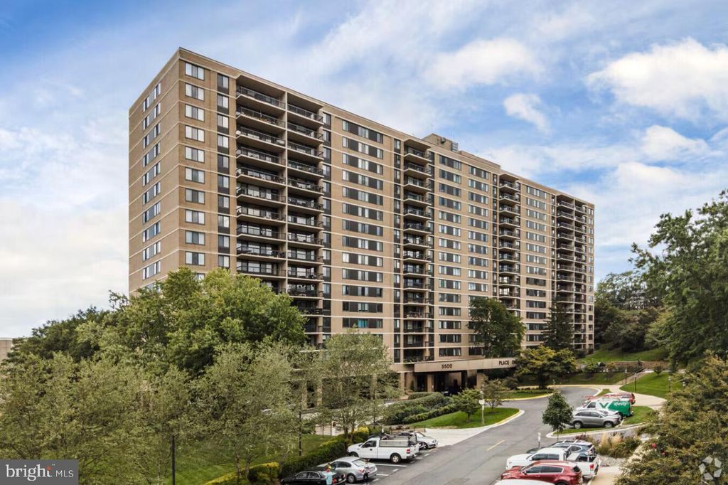 5500 HOLMES RUN PKWY #207, Alexandria, VA 22304