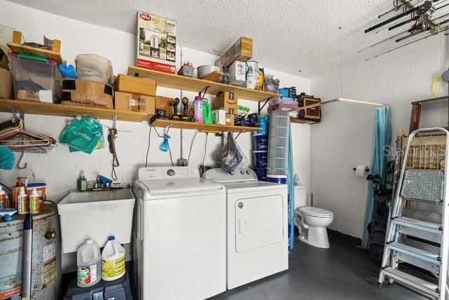 6057 KNOLLWOOD DRIVE, Dade City, FL 33523