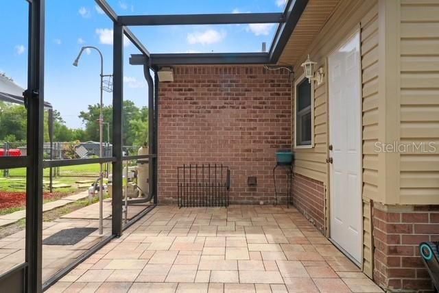 6057 KNOLLWOOD DRIVE, Dade City, FL 33523