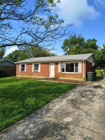 605 Elk Lake Drive, Lexington, KY 40517