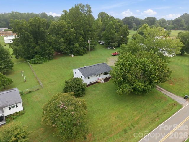 552 Old NC 277 Road, Bessemer City, NC 28016