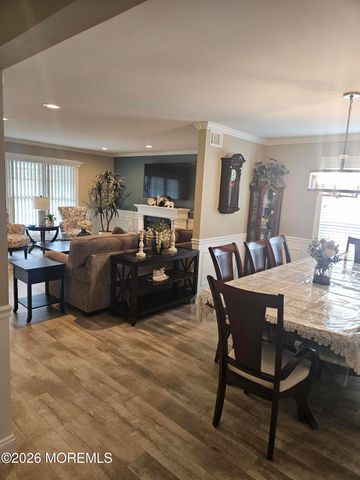 23 Twyford Lane, Manchester, NJ 08759