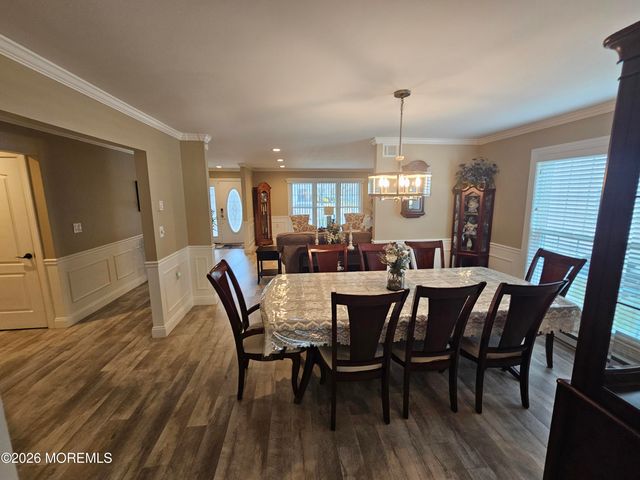 23 Twyford Lane, Manchester, NJ 08759