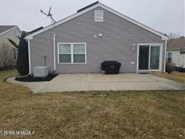 23 Twyford Lane, Manchester, NJ 08759