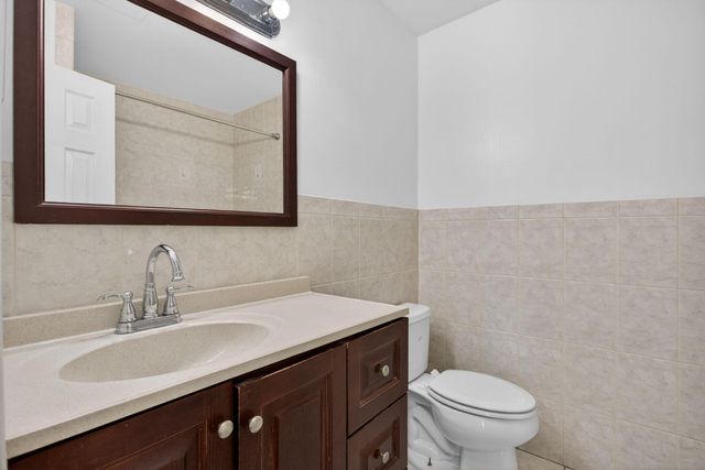 7599 NW 73rd Terrace, Tamarac, FL 33321