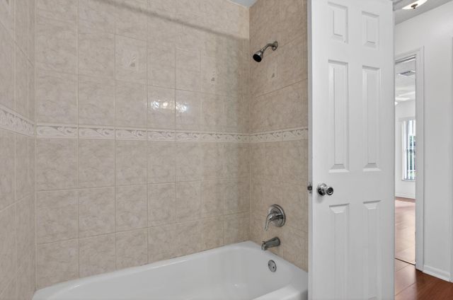 7599 NW 73rd Terrace, Tamarac, FL 33321