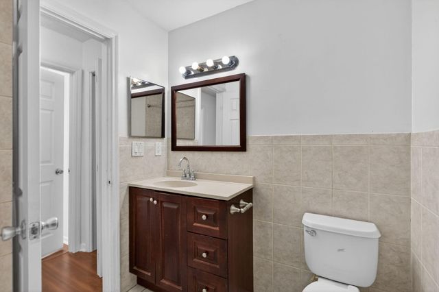 7599 NW 73rd Terrace, Tamarac, FL 33321