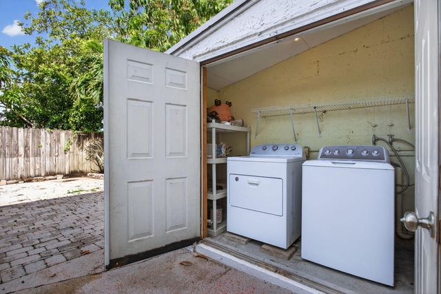 7599 NW 73rd Terrace, Tamarac, FL 33321