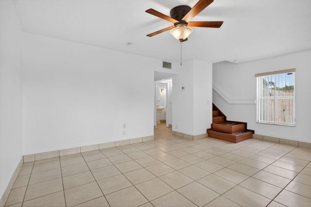 7599 NW 73rd Terrace, Tamarac, FL 33321