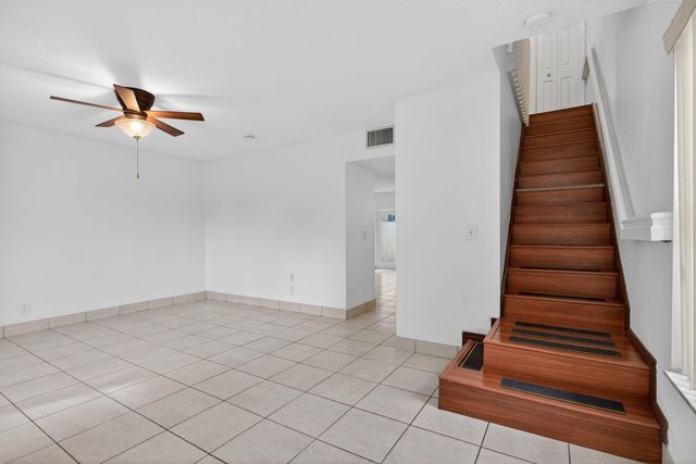 7599 NW 73rd Terrace, Tamarac, FL 33321