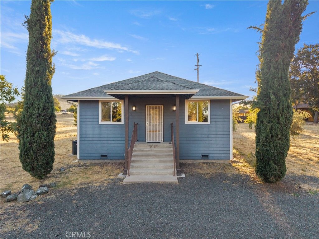 Image 6 of property listing at 3345 Ackley Road, Lakeport, CA 95453