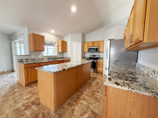 774 LOBELIA DR, Davenport, FL 33837