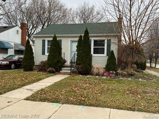 3855 WEDDELL Street, Dearborn, MI 48124