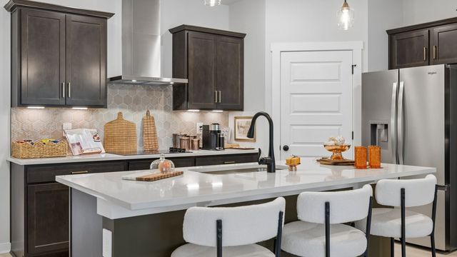 2208 Cheltenham Pl, Columbia, TN 38401