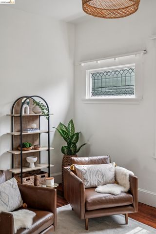 1206 E 22Nd St, Oakland, CA 94606