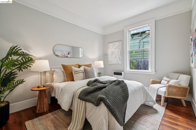 1206 E 22Nd St, Oakland, CA 94606