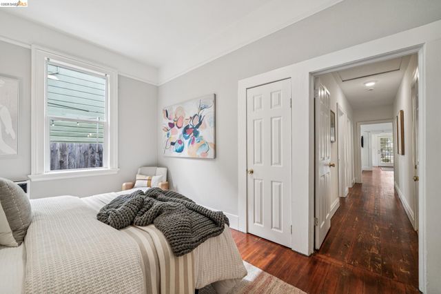 1206 E 22Nd St, Oakland, CA 94606