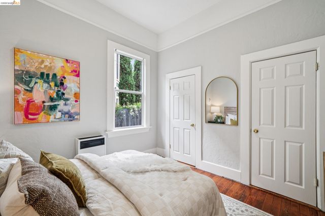 1206 E 22Nd St, Oakland, CA 94606