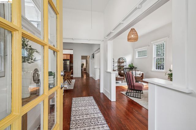 1206 E 22Nd St, Oakland, CA 94606